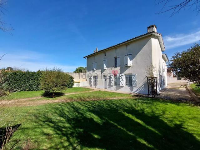 Maison, Sainte Néomaye
