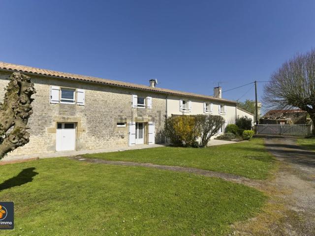 Maison, Sainte Néomaye