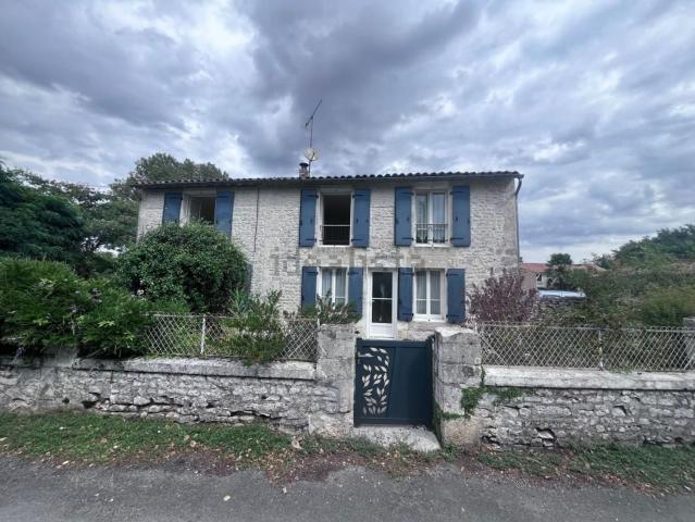 Maison, Sainte Ouenne