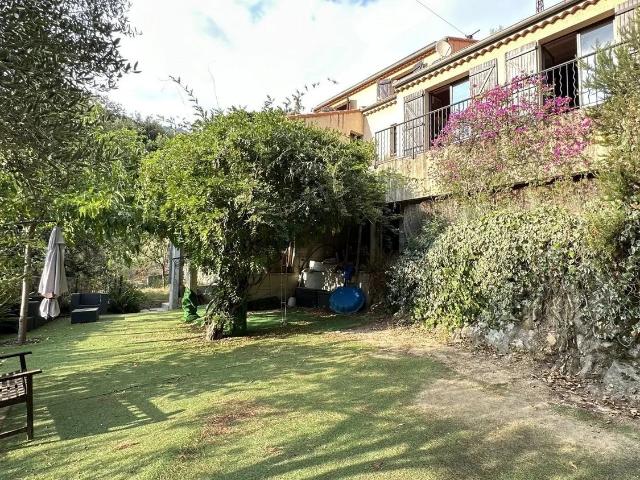 Maison, Sainte Agnès
