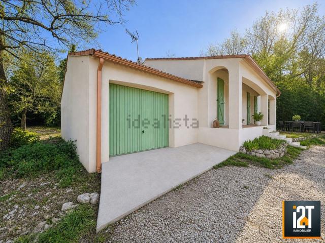 Maison, Sainte Anastasie