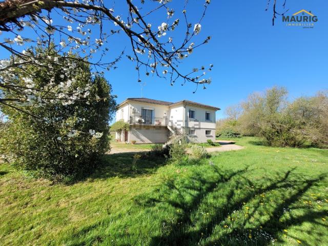 Maison, Sainte Bazeille