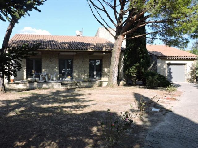Maison, Sainte Cécile les Vignes
