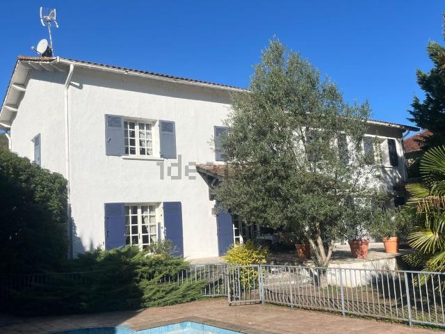 Maison, Sainte Colombe