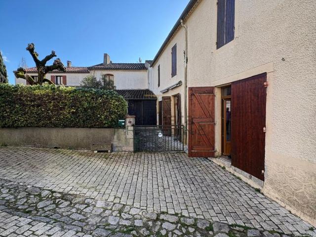 Maison, Sainte Colombe en Bruilhois