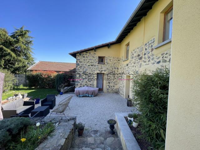 Maison, Sainte Colombe sur Gand
