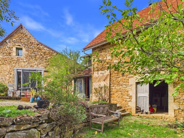 Maison, Sainte Croix