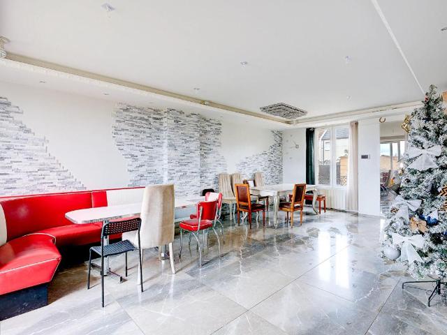Maison Sainte Geneviève des Bois 7 pièces 150 m²