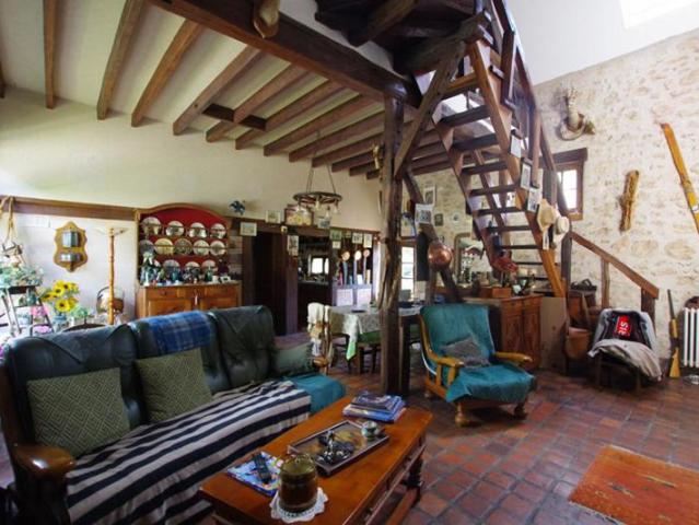 Maison Sainte Genevieve Des Bois