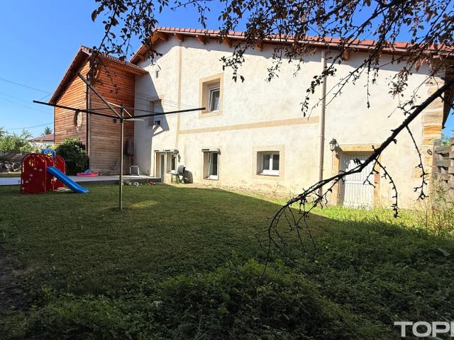 Maison SAINTE HELENE