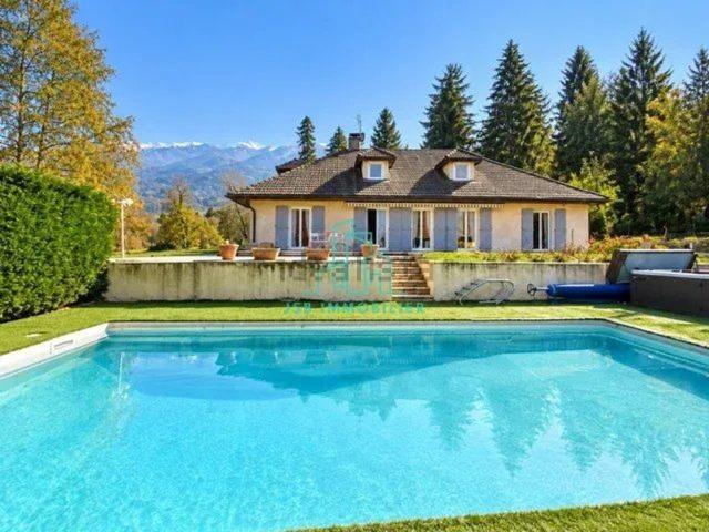 Maison, Sainte Hélène sur Isère