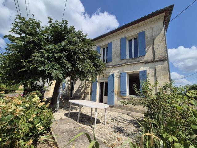 Maison, Sainte Terre