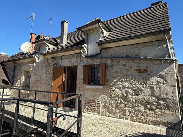 Maison, Saintines