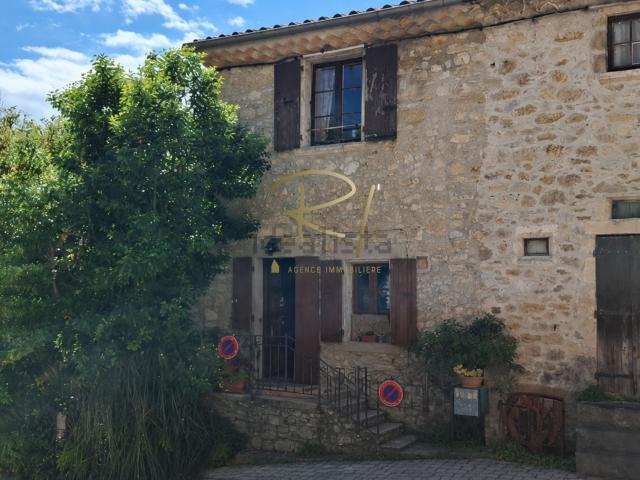 Maison, Salavas