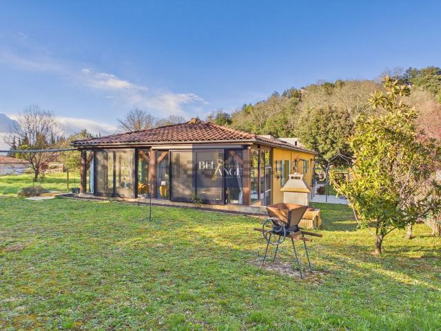 Maison, Salavas