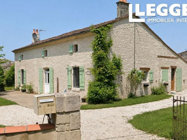 Maison, Saleignes