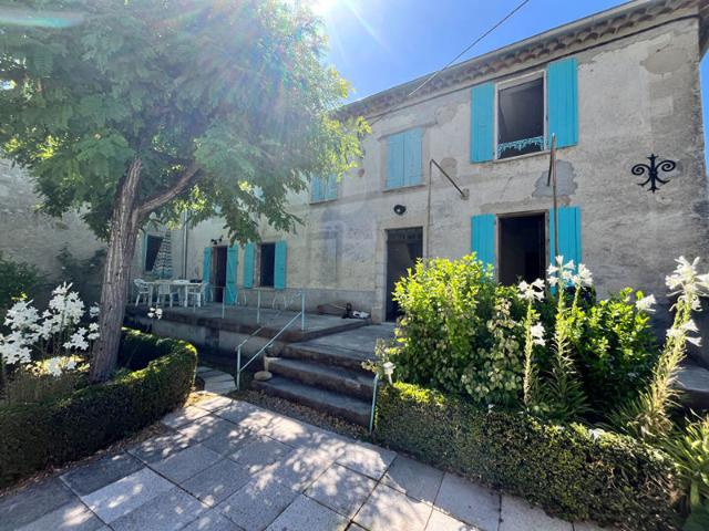 Maison Salerans 14 pièce s 266 m2