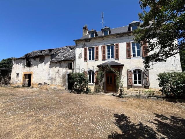 Maison, Salles Adour