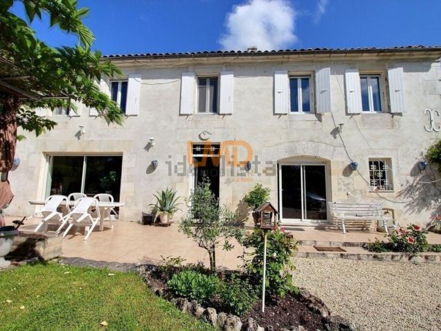 Maison, Salles d&apos Angles