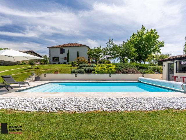 Maison, Samatan
