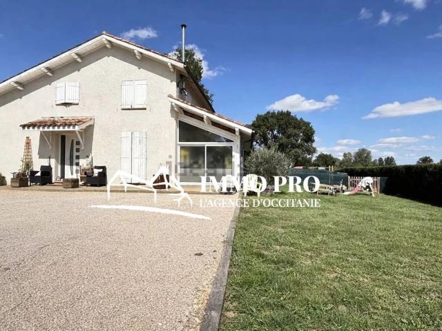 Maison, Samatan
