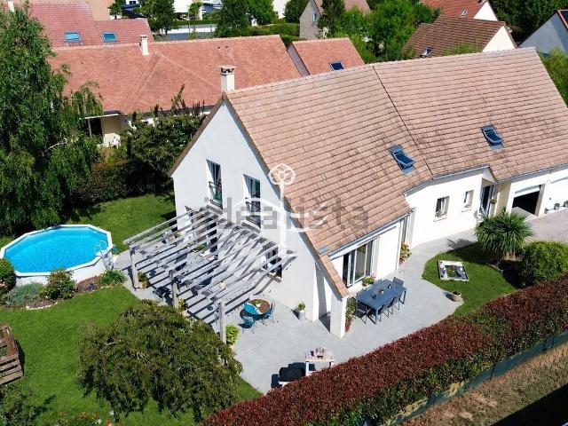 Maison, Touffréville