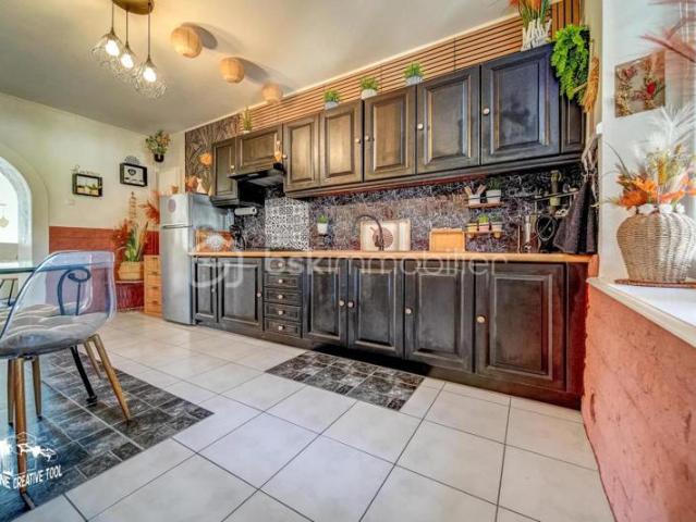 Maison sans travaux / 3 chambres / Jardin / Terrasse couverte / Cuisine d'été / 2 places de stationnement
