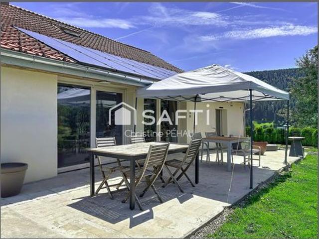 Maison sans vis à vis sur beau terrain