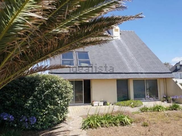 Maison, Santec