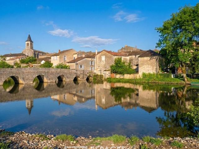 Maison, Sanxay