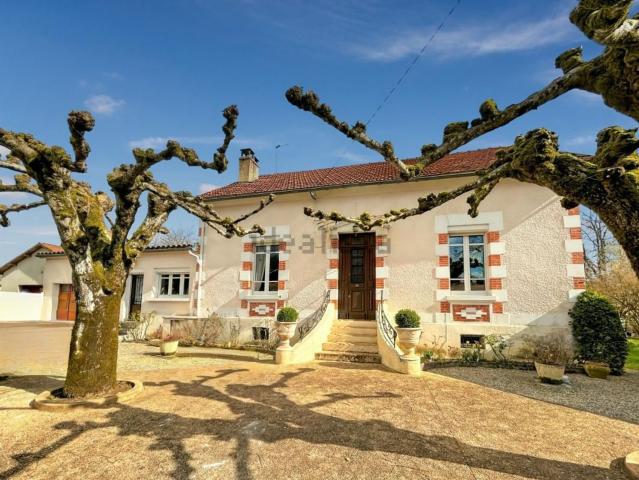 Maison, Sarliac sur l&apos Isle