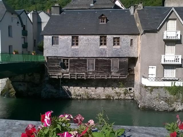 Maison, Sarrancolin