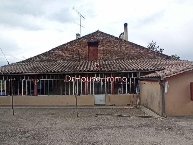 Maison, Seyches
