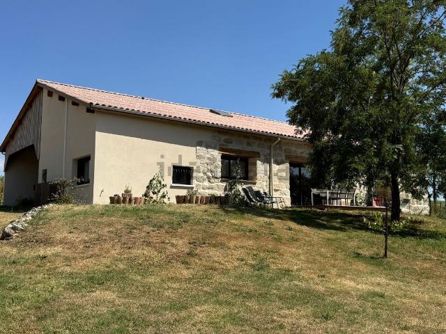 Maison, Seyches