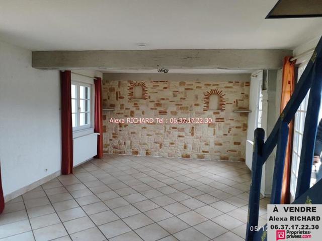 Maison longère à vendre avec piscine
