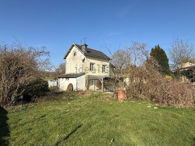Maison, Sedan