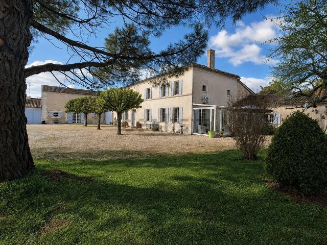 Maison, Segonzac