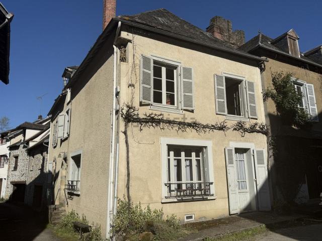 Maison, Ségur le Château