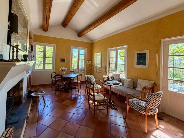 Maison, Séguret