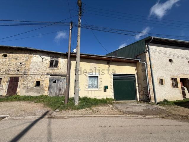 Maison, Seigneulles