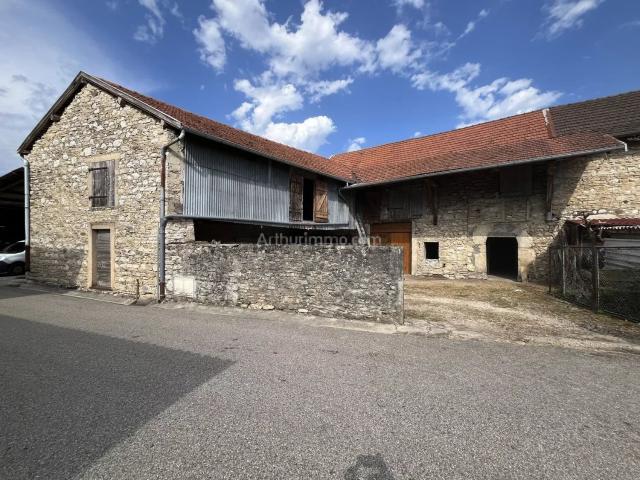 Maison, Seillonnaz