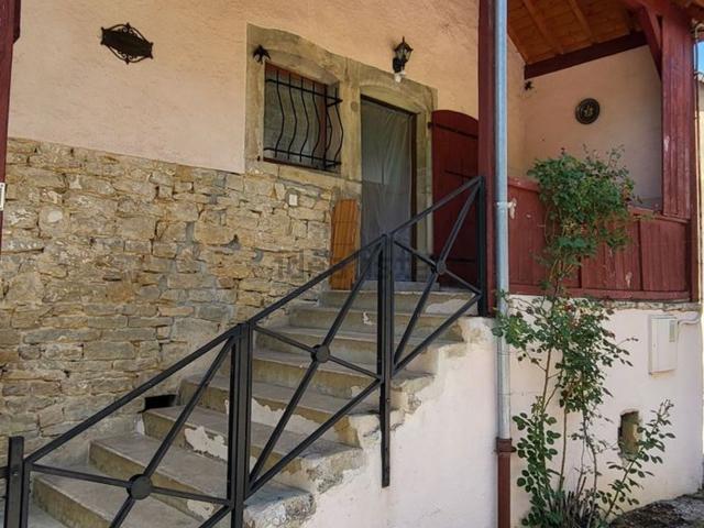 Maison, Domblans
