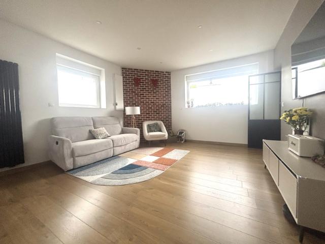 MAISON SEMI INDIVIDUELLE 100M2 4 CHAMBRES 2 SDB GARAGE