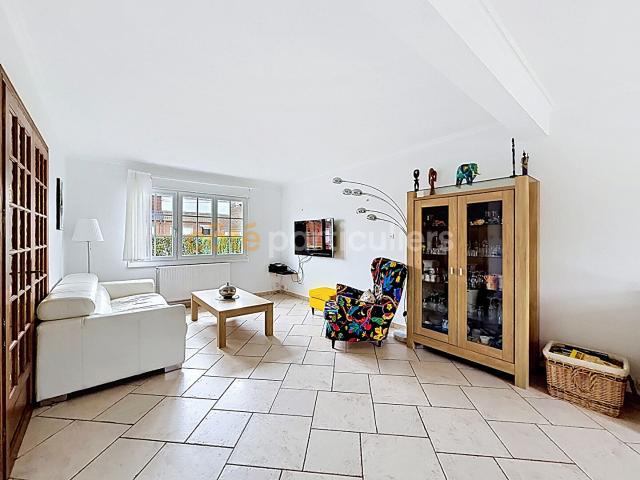 Maison semi individuelle à Premesques 98 m2 avec jardin et garage