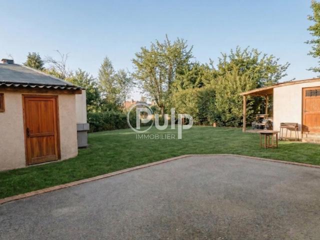 Maison semi individuelle avec jardin et garage sur Neuville en Ferrain