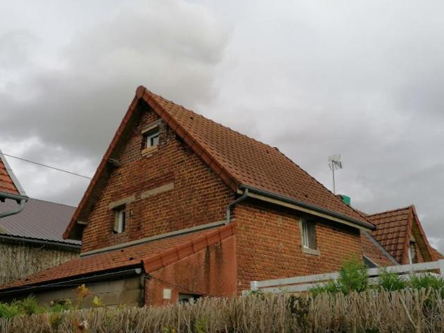 Maison semi individuelle en briques GOUY 02 + terrain de 250 m2 PRIX NEGOCIABLE !