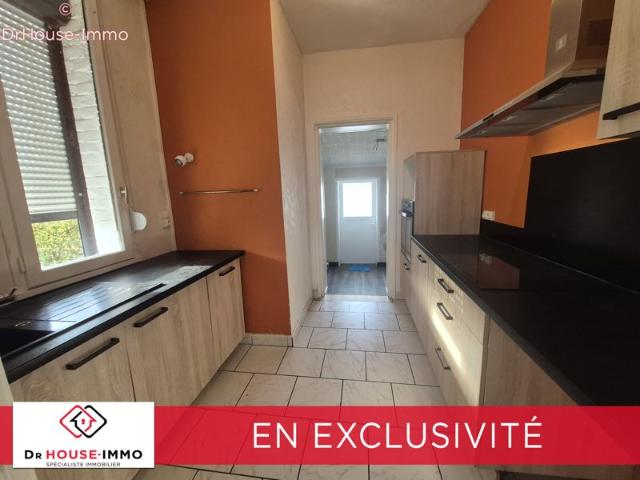 Maison semi individuelle semi plein pied avec studio