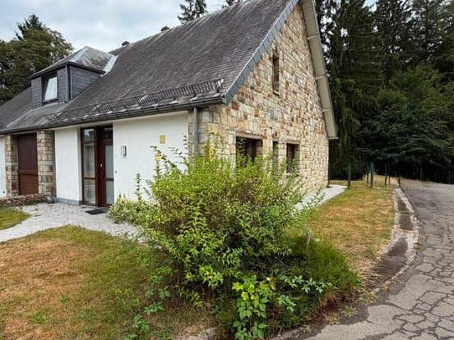 Maison semi mitoyenne 3ch, lumineuse, jardin, Trois Ponts