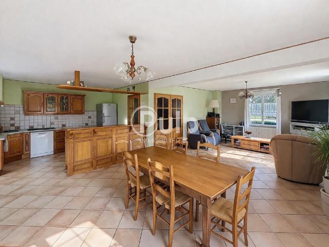 Maison Semi Plain Pied à vendre à Humières