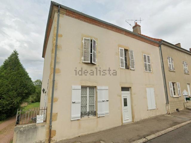 Maison, Semur en Brionnais